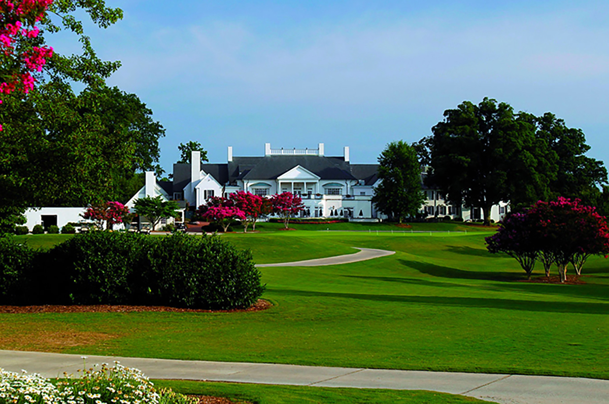 Forsyth Country Club Clubhouse